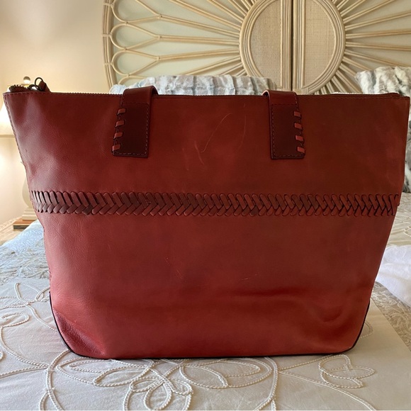 Frye Bordeaux Color Leather Tote/Handbag - Picture 3 of 16
